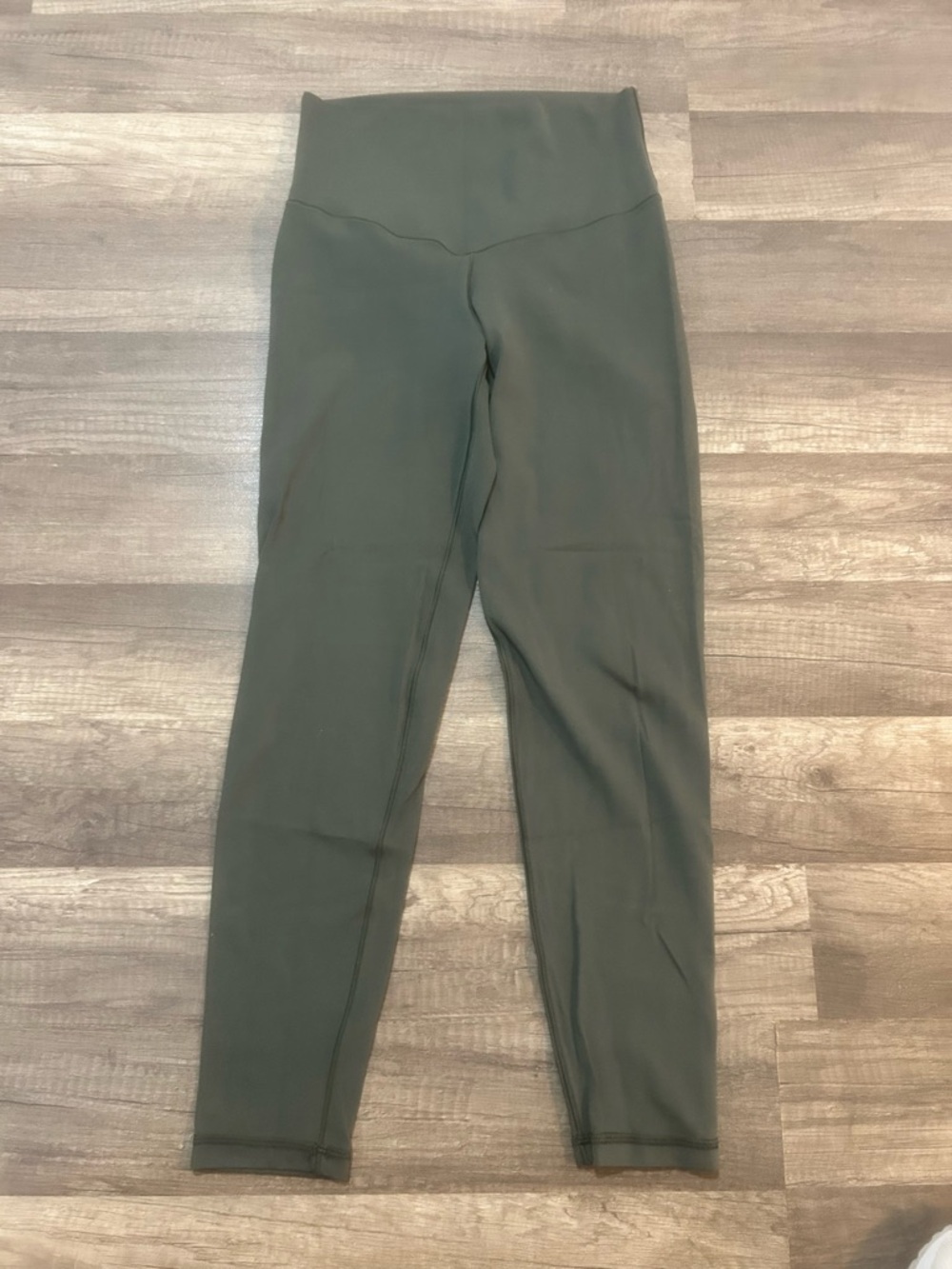 aerie women’s  High-Waist Olive Green Leggings size medium